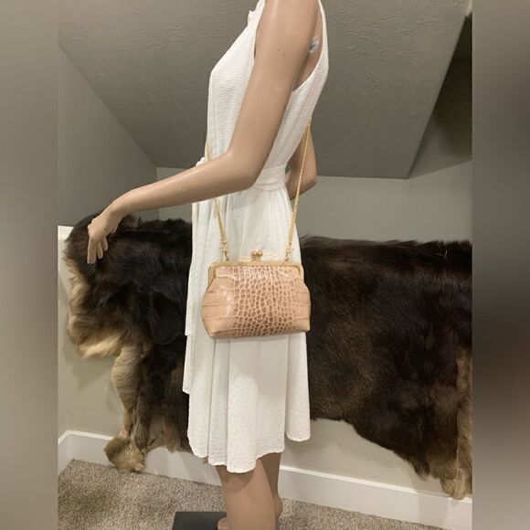 Handmade Genuine Leather Croc-Embossed Kisslock Clutch/Shoulder bag/Crossbody - Picture 8 of 16